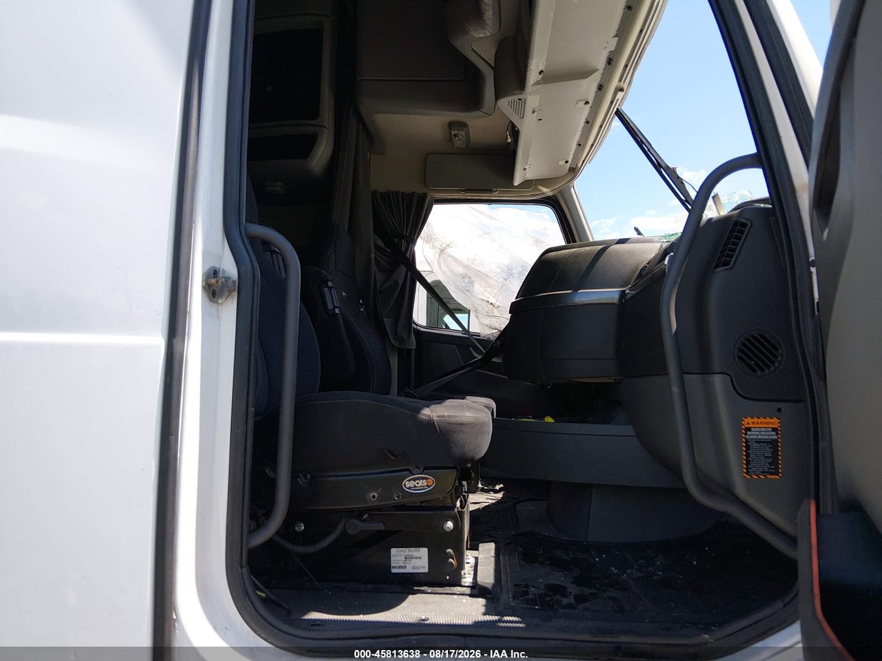 2020 VOLVO VNL · 5/10