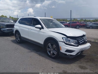 3VV3B7AX2LM****** · 2020 VOLKSWAGEN TIGUAN 2.0T SE/2.0T SE R-LINE BLACK/2.0T SEL