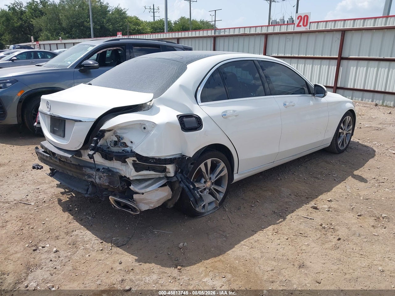 2017 MERCEDES-BENZ C 300 · 4/11