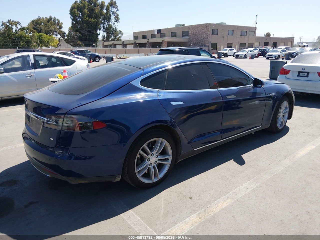 2015 TESLA MODEL S 60/70/85 · 4/11