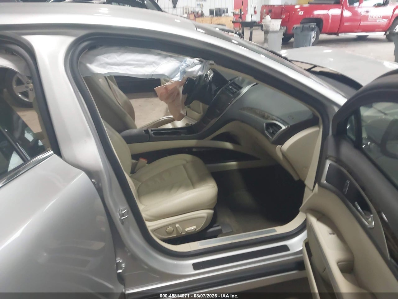 2015 LINCOLN MKZ · 5/11