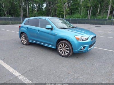 JA4AR4AU9BZ****** · 2011 MITSUBISHI OUTLANDER SPORT SE