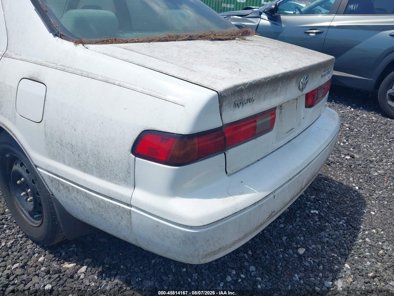 1997 TOYOTA CAMRY LE · 6/11