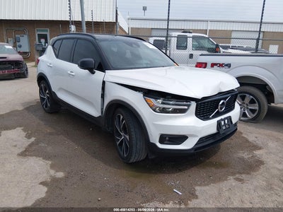 2019 VOLVO XC40 T5 R-DESIGN