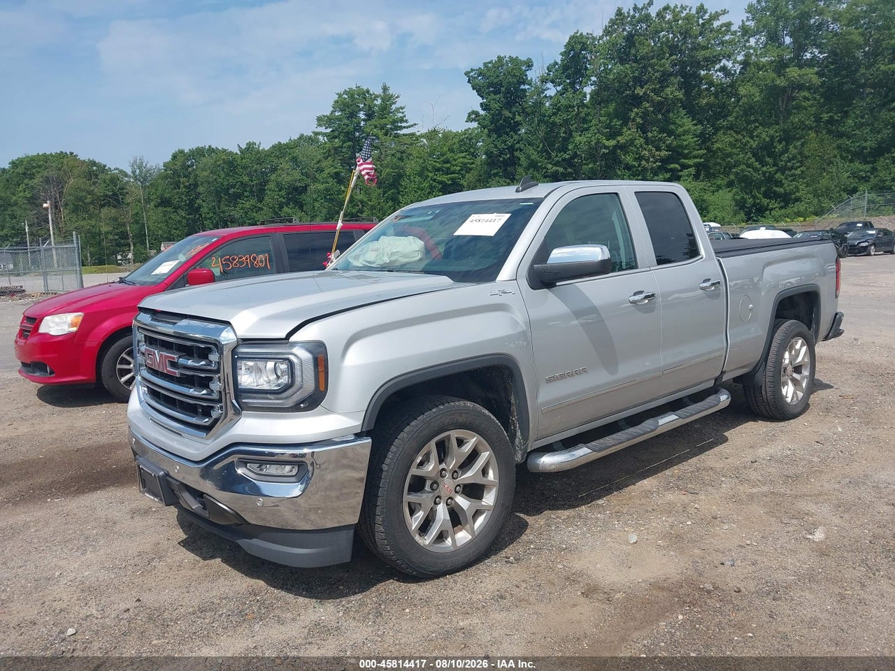 2017 GMC SIERRA 1500 SLT · 2/11