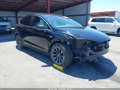 5YJXCDE20JF****** · 2018 TESLA MODEL X 100D/75D/P100D