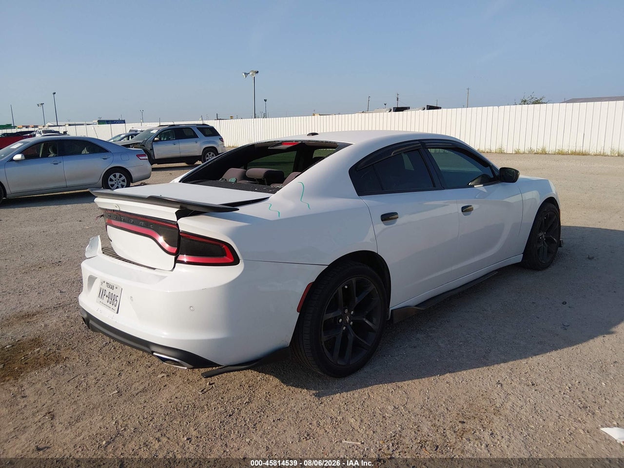 2020 DODGE CHARGER SXT RWD · 4/11