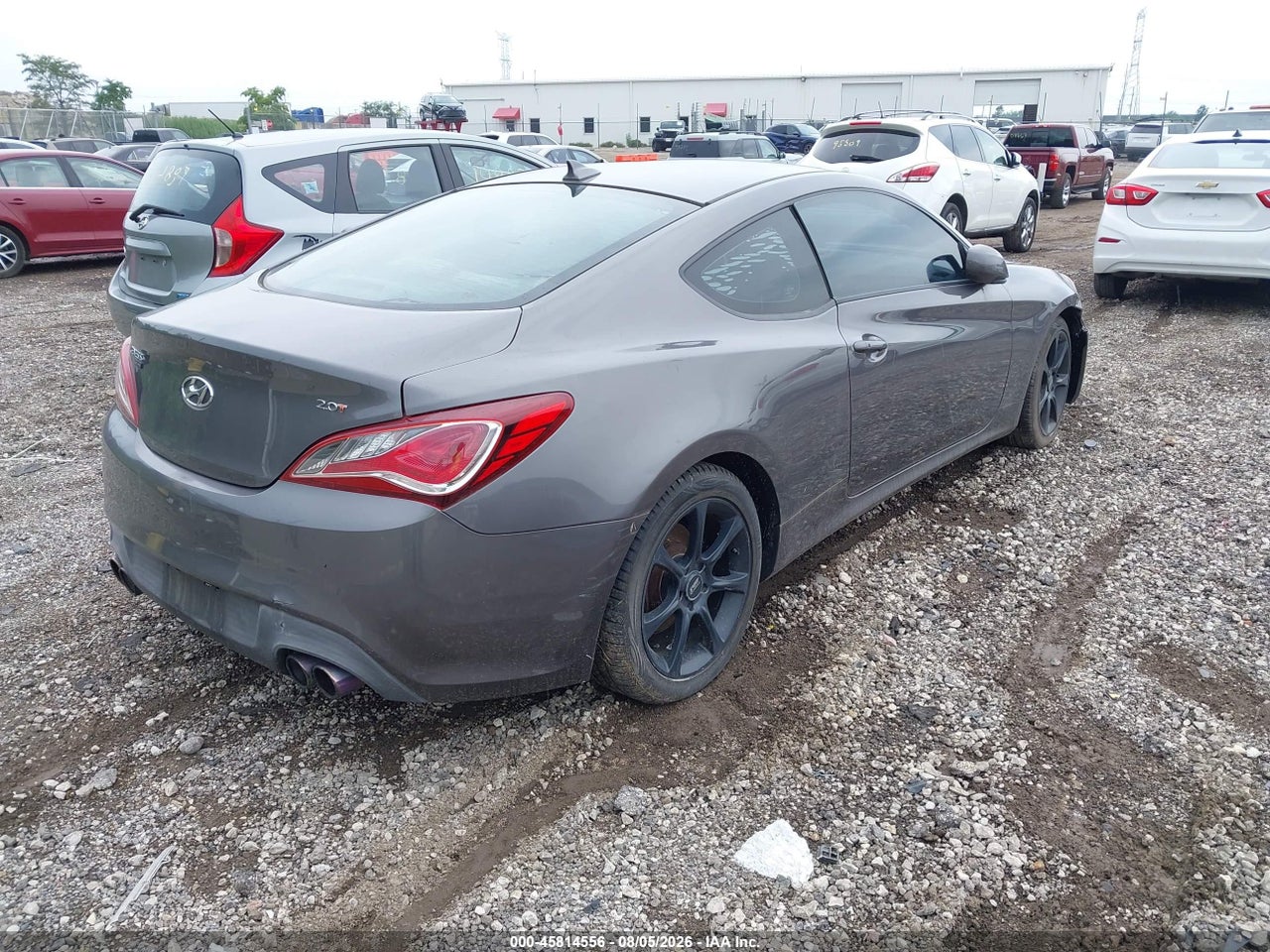 2013 HYUNDAI GENESIS 2.0T PREMIUM · 4/11