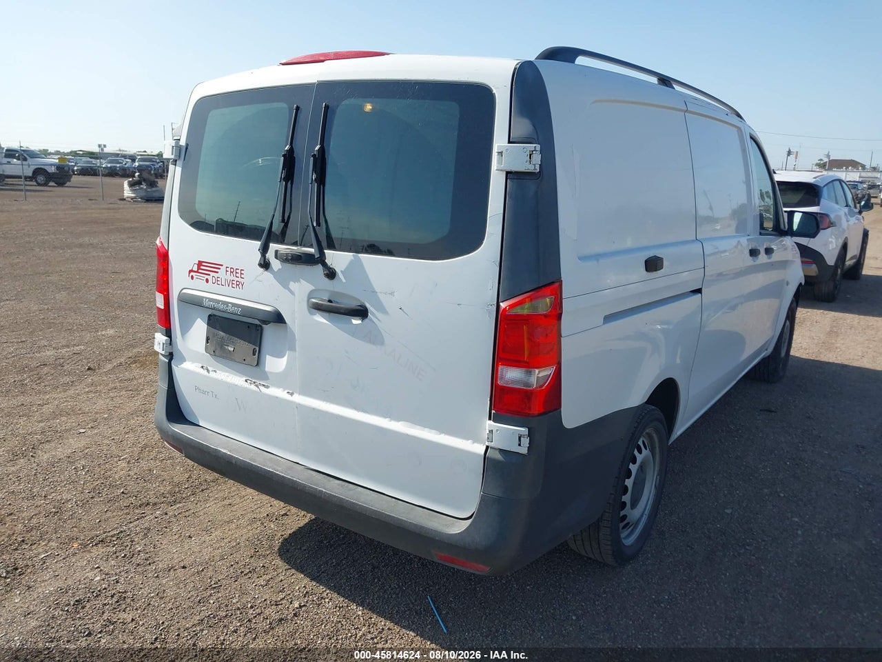2018 MERCEDES-BENZ METRIS · 4/11