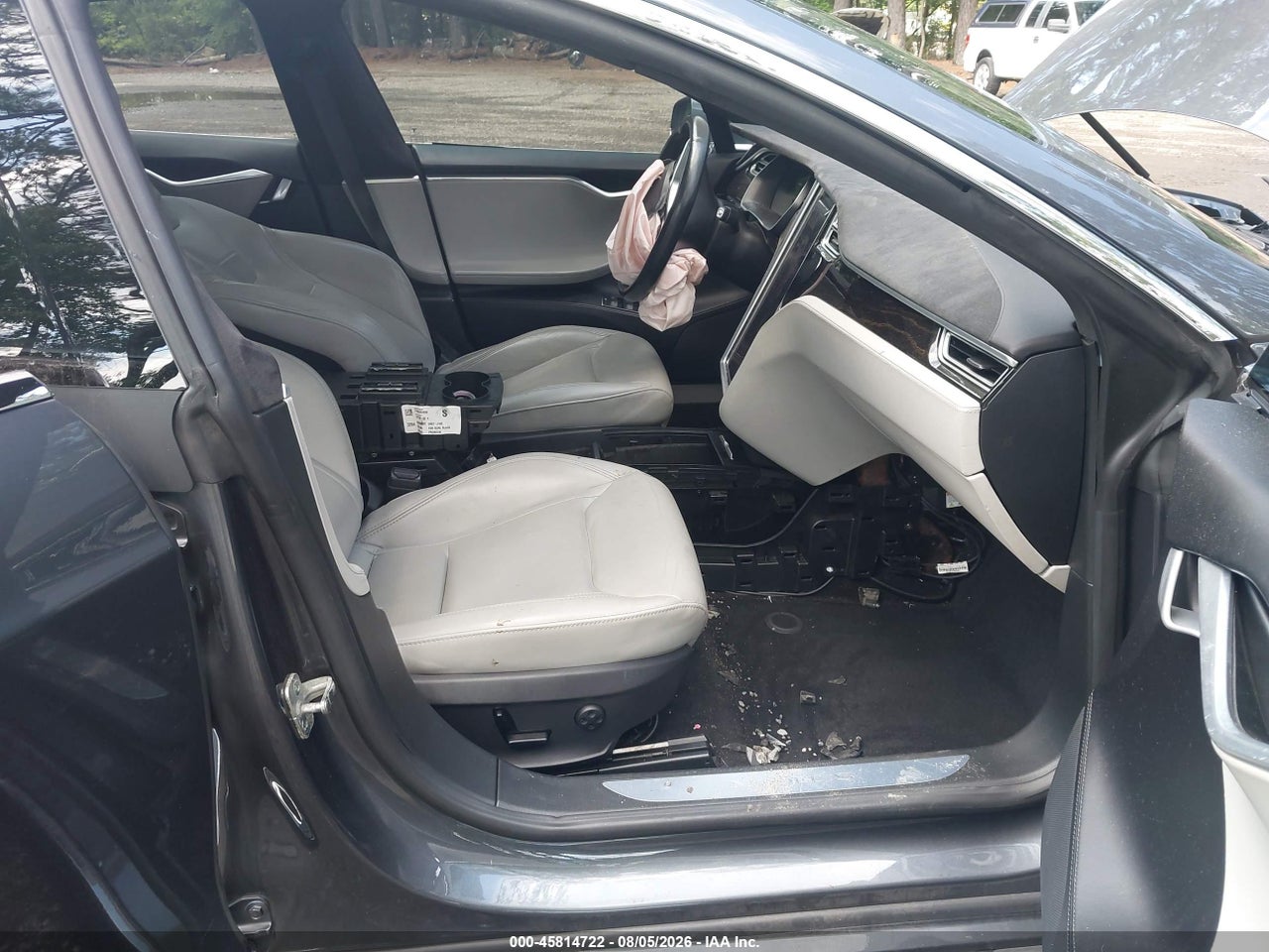 2016 TESLA MODEL S 60D/70D/75D/85D/90D · 5/11