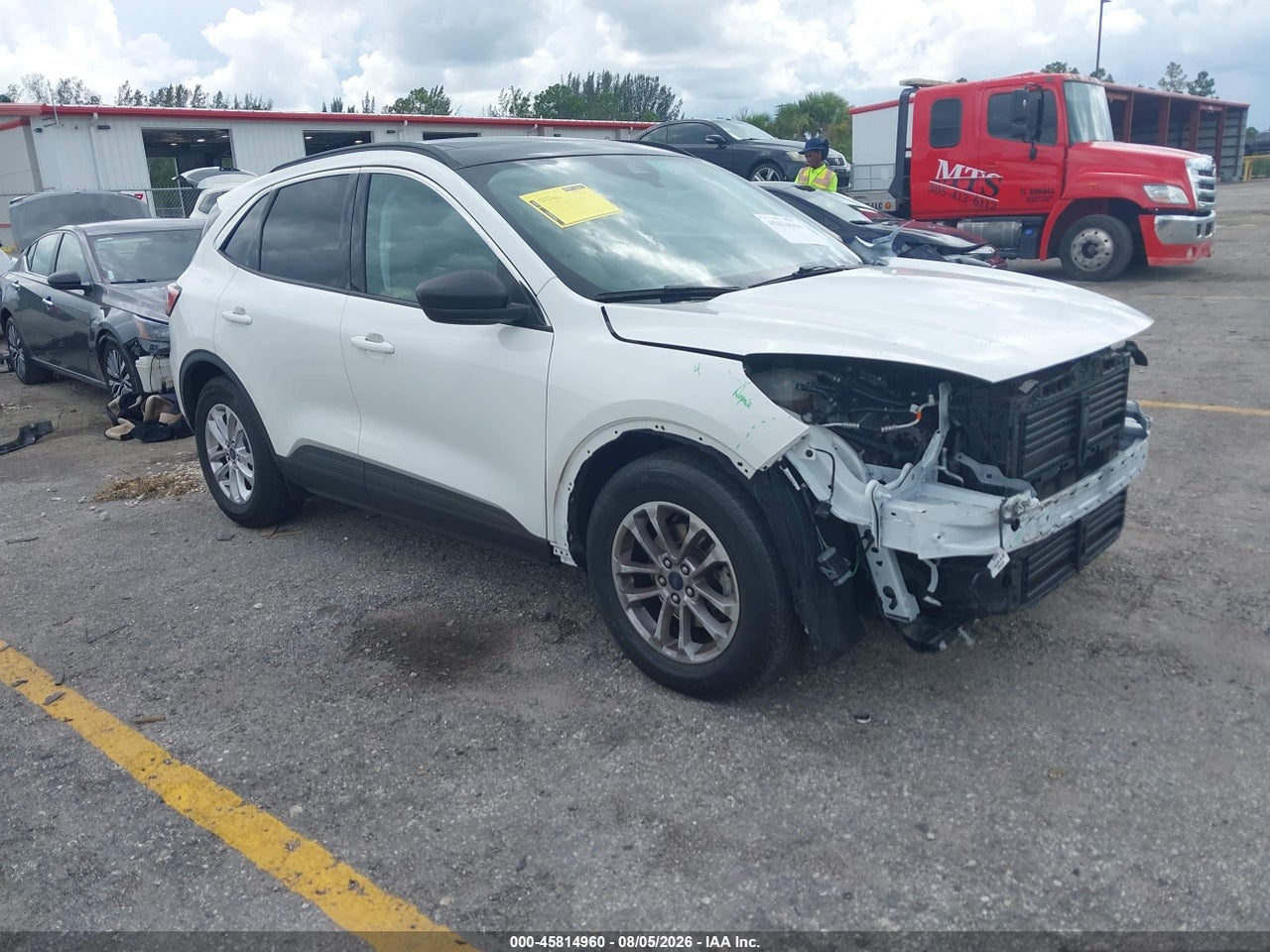 1FMCU0G65NU****** · 2022 FORD ESCAPE SE