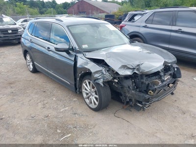3VV3B7AX0MM****** · 2021 VOLKSWAGEN TIGUAN 2.0T SE/2.0T SE R-LINE BLACK/2.0T SEL