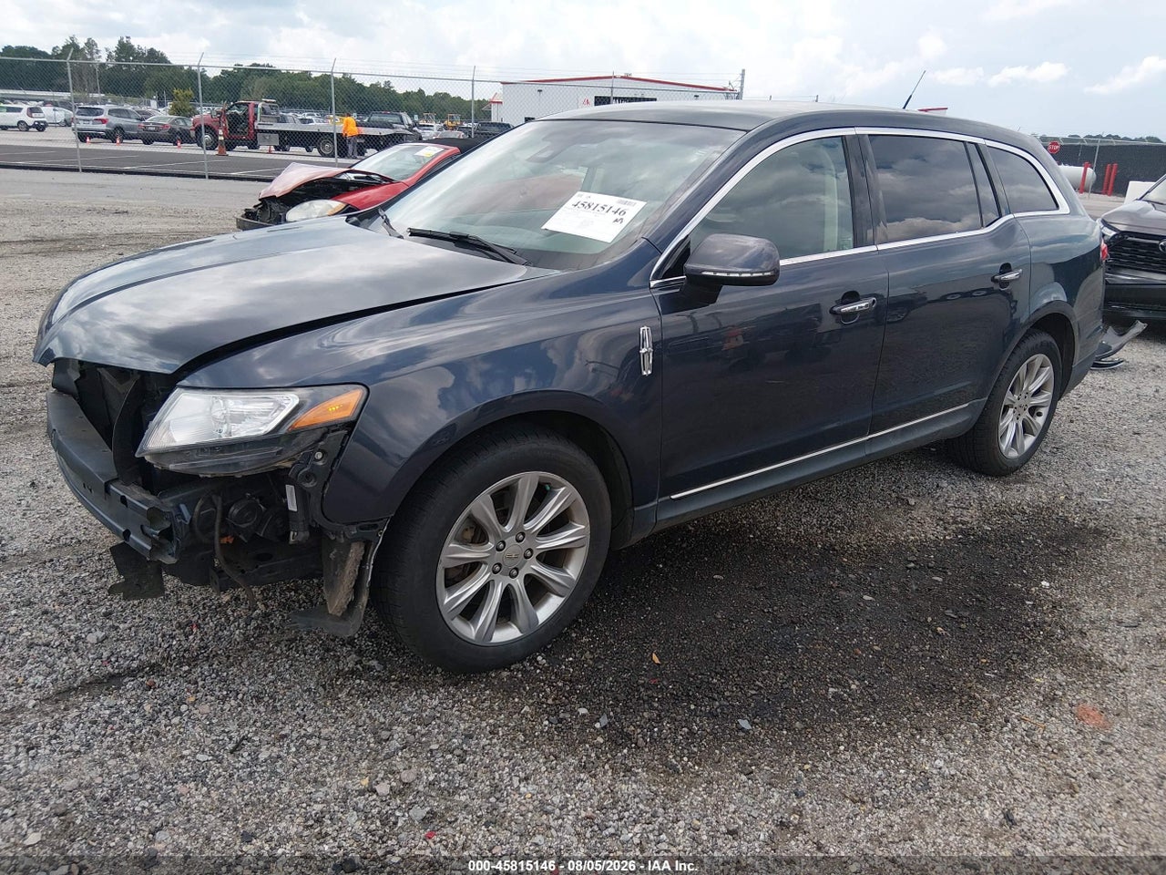 2014 LINCOLN MKT · 2/11