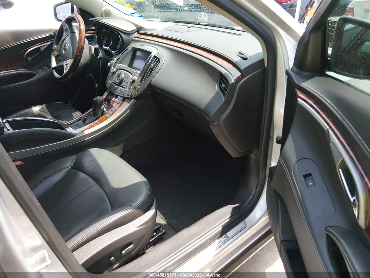 2012 BUICK LACROSSE TOURING GROUP · 5/11