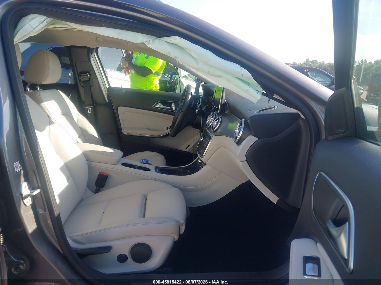2016 MERCEDES-BENZ GLA 250 · 5/11