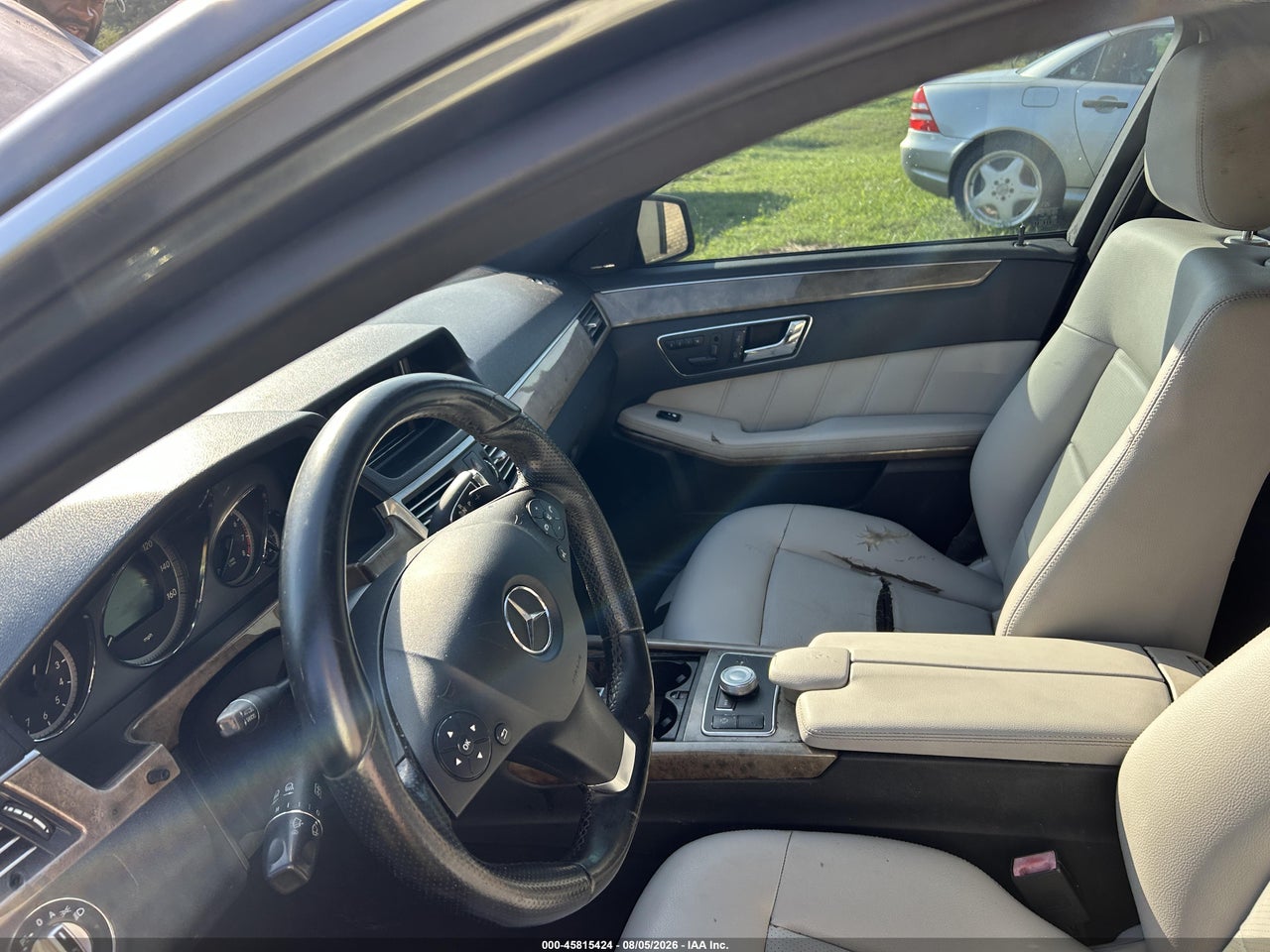 2010 MERCEDES-BENZ E 350 · 5/11