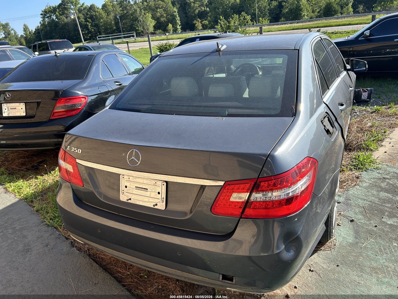 2010 MERCEDES-BENZ E 350 · 4/11