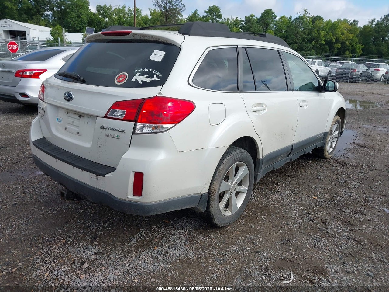 2013 SUBARU OUTBACK 2.5I PREMIUM · 4/11