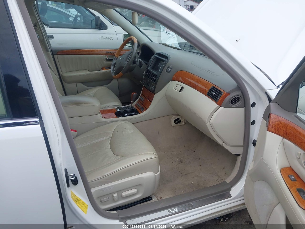 2005 LEXUS LS 430 · 5/11