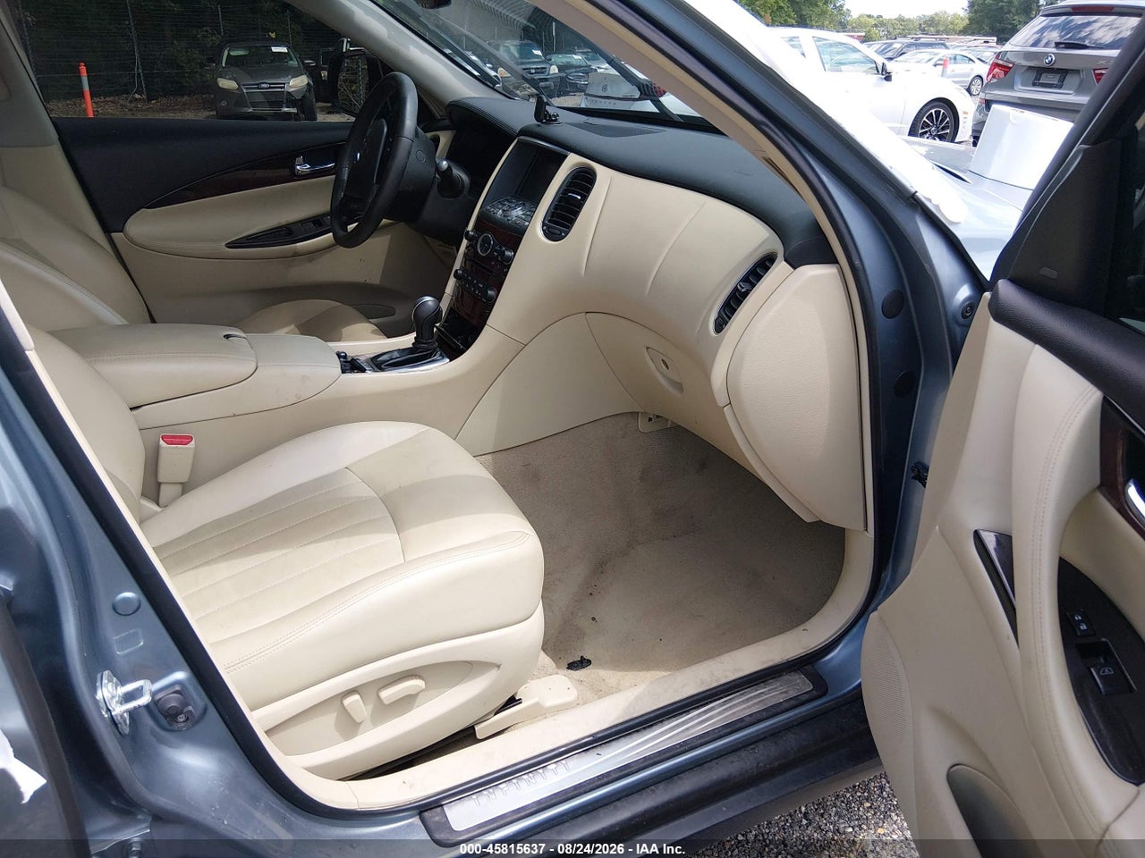 2017 INFINITI QX50 · 5/11