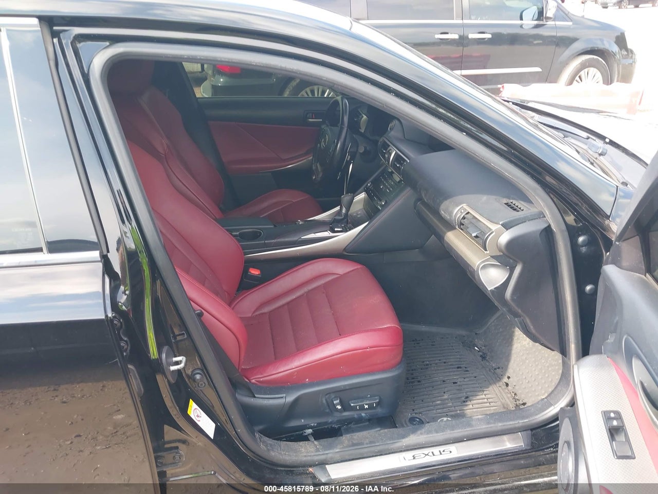 2017 LEXUS IS 350 · 5/11