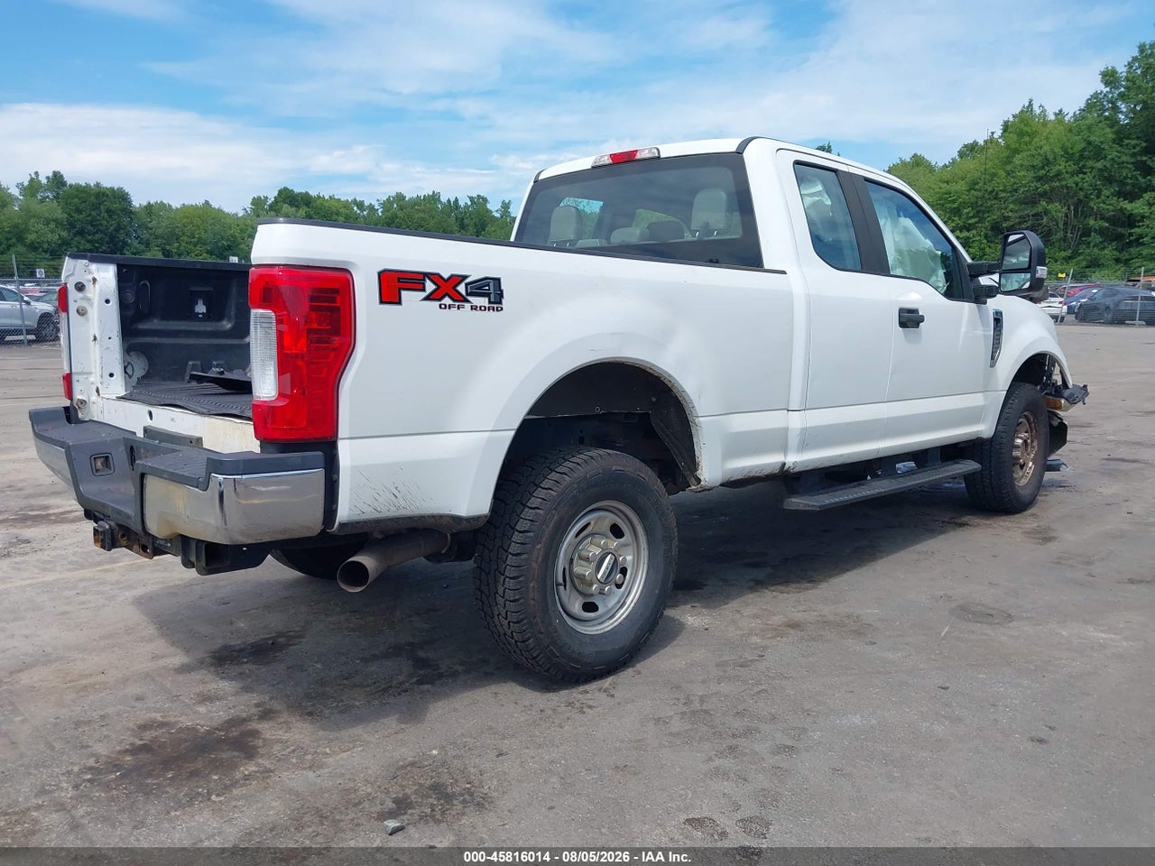 1FT8X3B64HE****** · 2017 FORD F-350 XL · 4/4