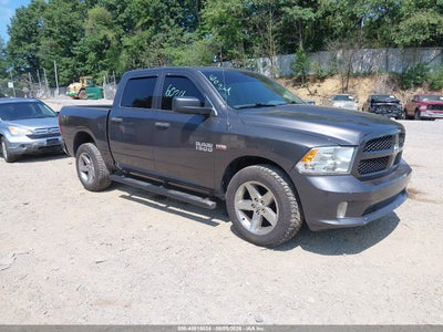 2018 RAM 1500 EXPRESS  4X4 5'7 BOX