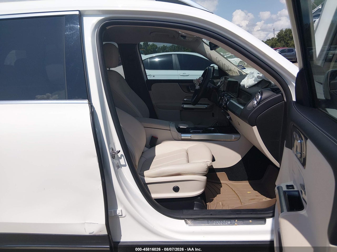 2021 MERCEDES-BENZ GLB 250 · 5/11