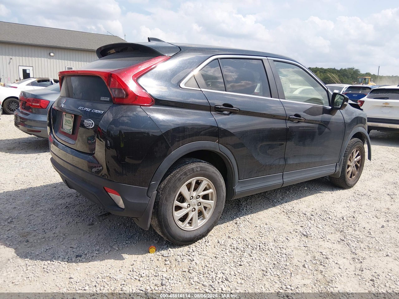 2019 MITSUBISHI ECLIPSE CROSS ES · 4/11