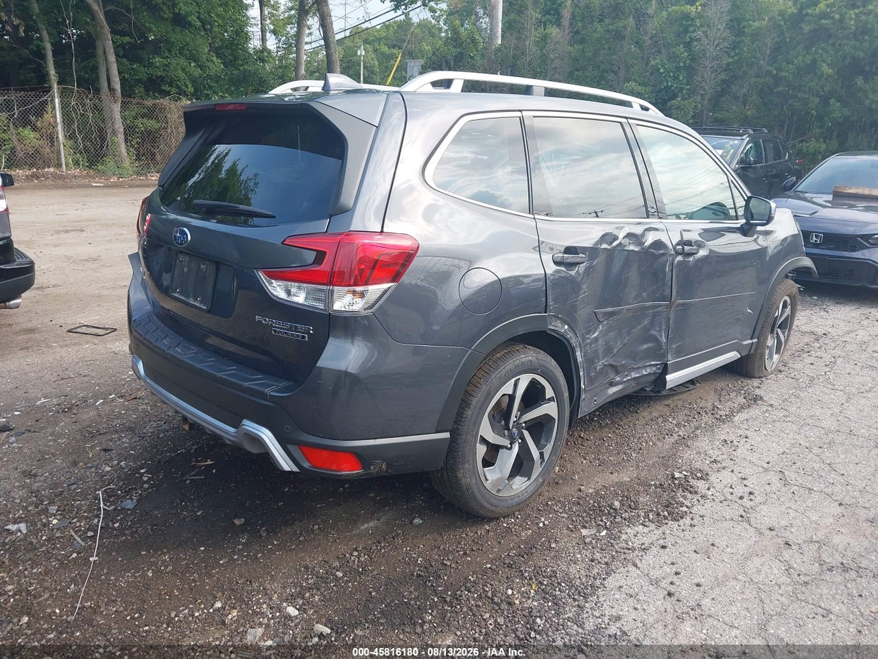 2023 SUBARU FORESTER TOURING · 4/11