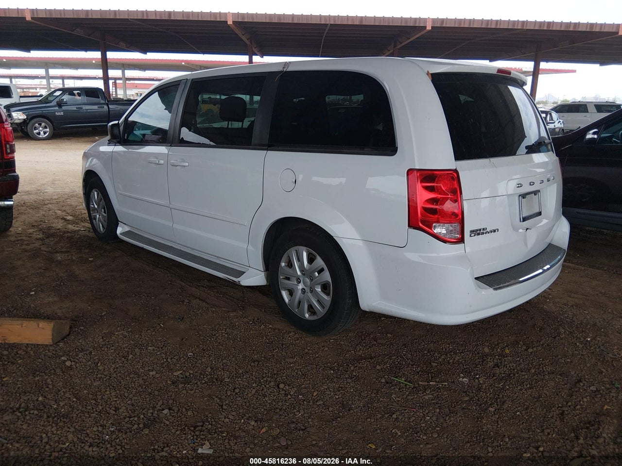 2C4RDGBG7GR****** · 2016 DODGE GRAND CARAVAN SE · 3/11
