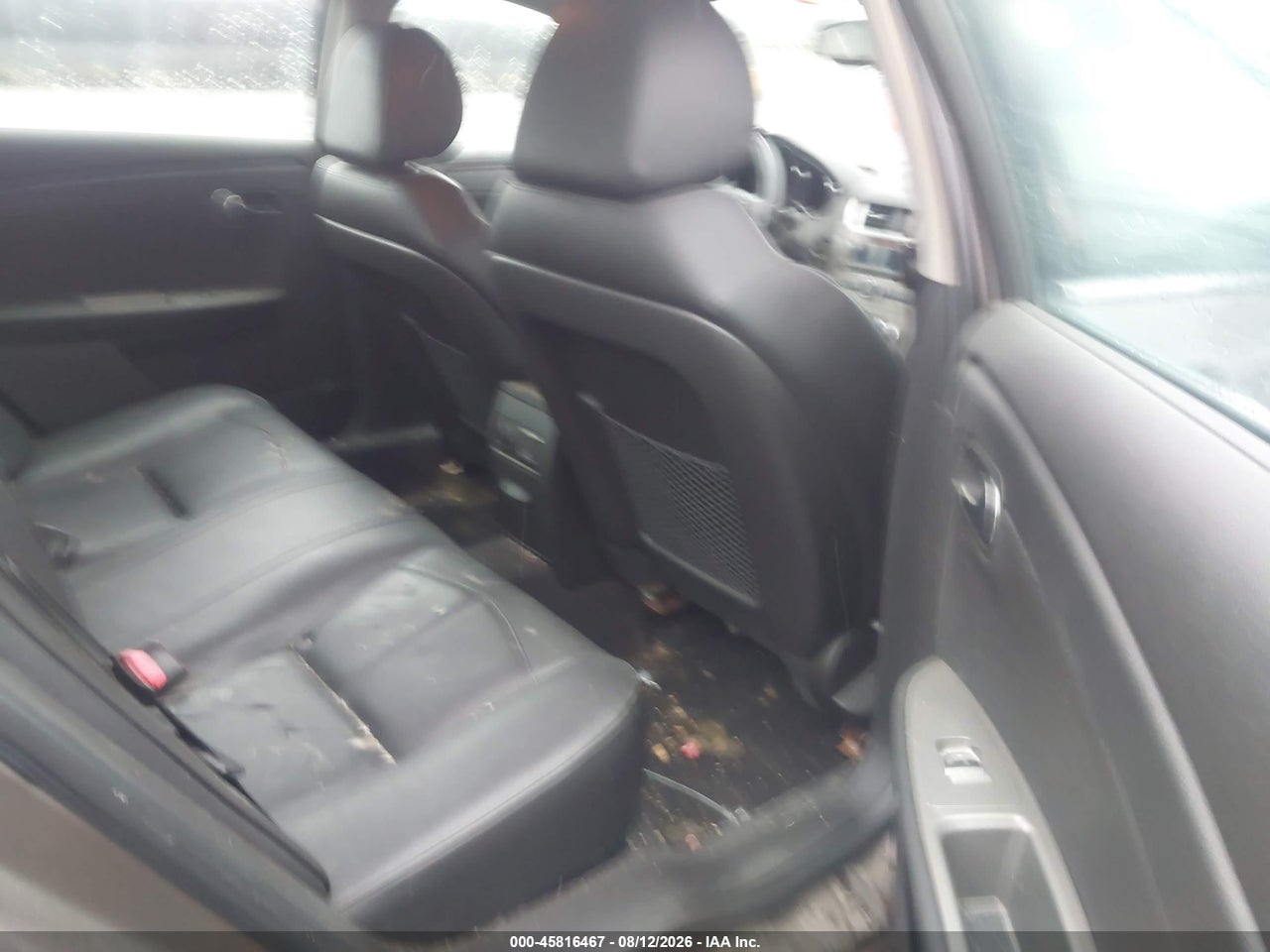 1G1ZE5E72BF****** · 2011 CHEVROLET MALIBU LTZ · 8/11