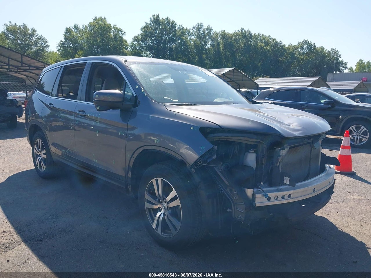 5FNYF6H34GB****** · 2016 HONDA PILOT EX
