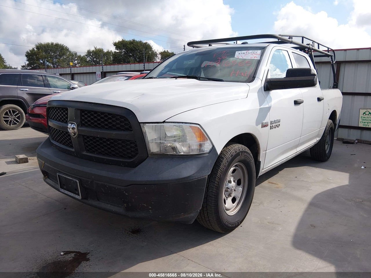 2018 RAM 1500 TRADESMAN  4X2 5'7 BOX · 2/11