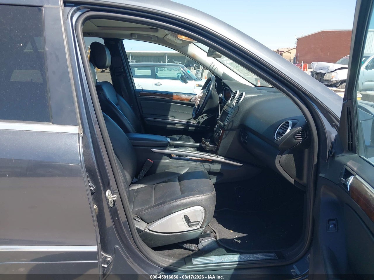 2011 MERCEDES-BENZ ML 350 · 5/10