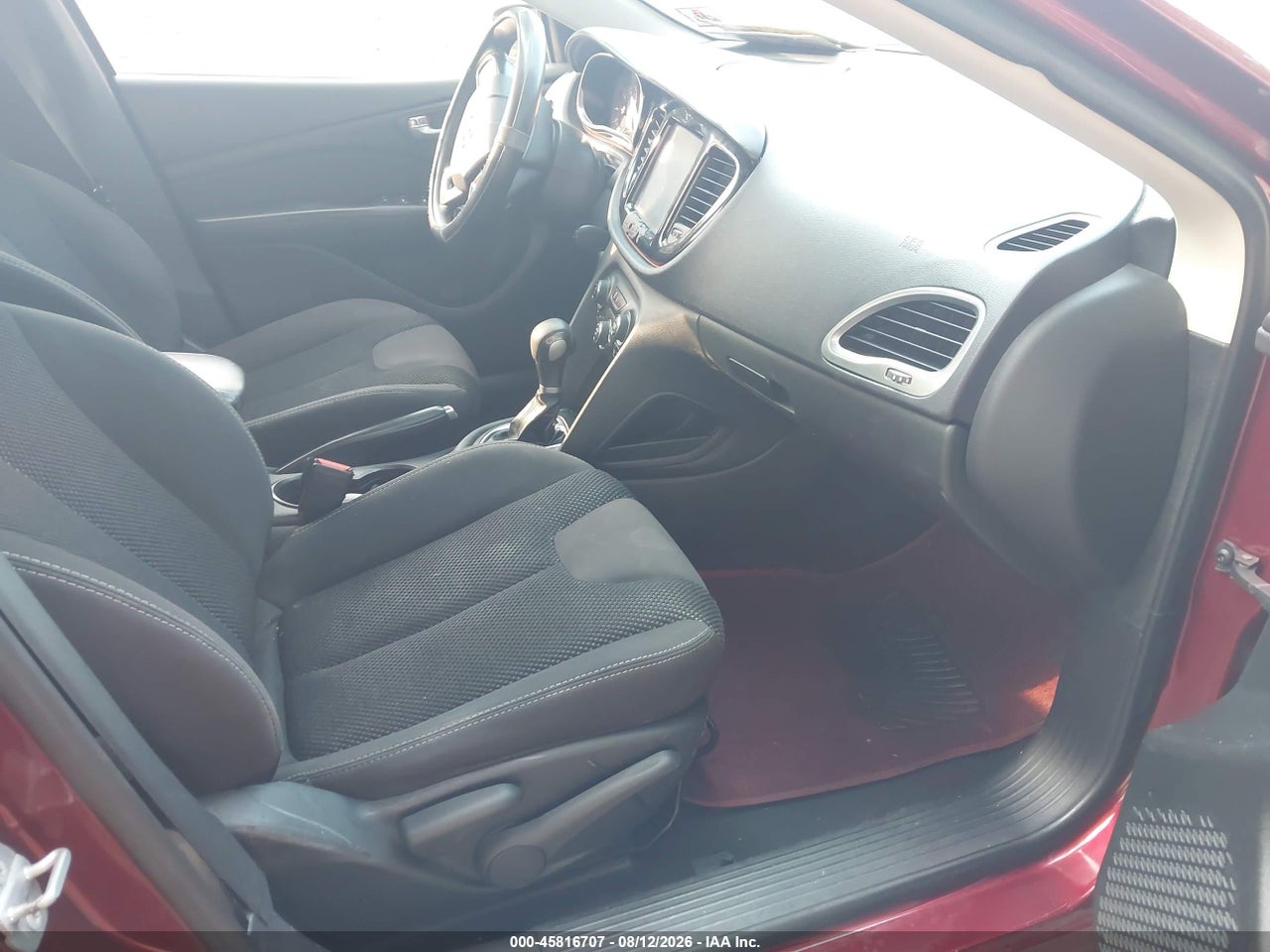 2015 DODGE DART SXT · 5/10