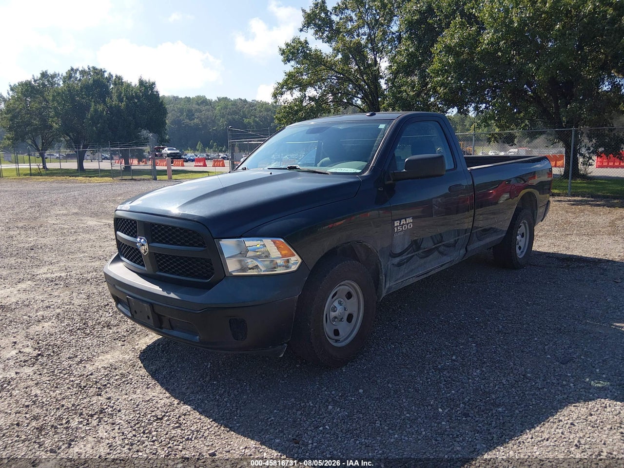 2019 RAM 1500 CLASSIC TRADESMAN  4X2 8' BOX · 2/11