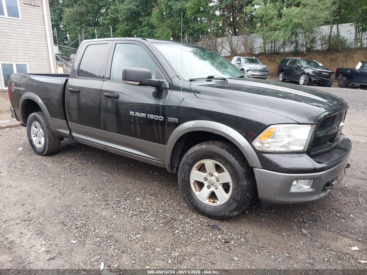 1D7RV1GT8BS****** · 2011 RAM RAM 1500 SLT