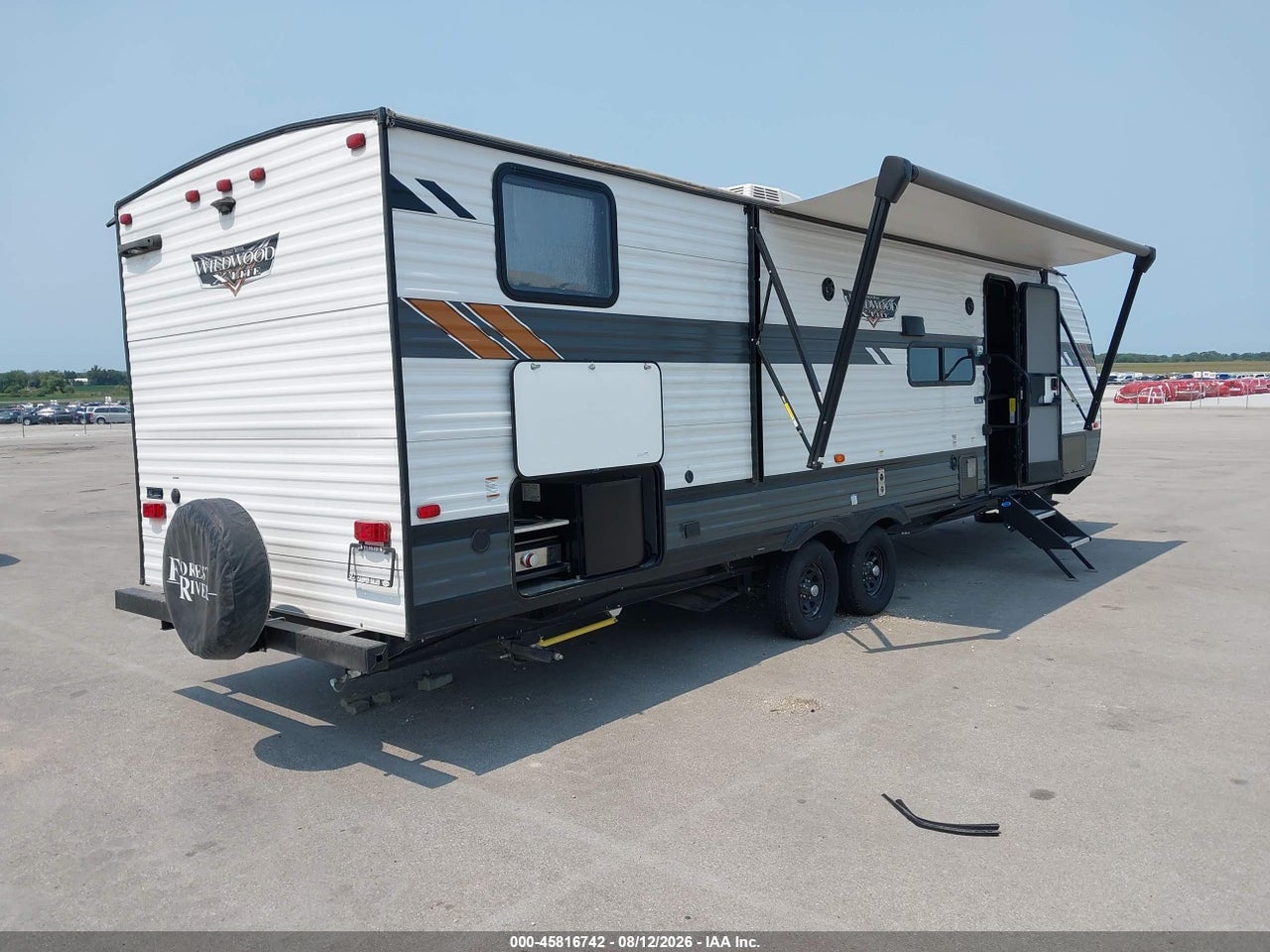 2022 FOREST RIVER X-LITE 273QBXL · 4/11