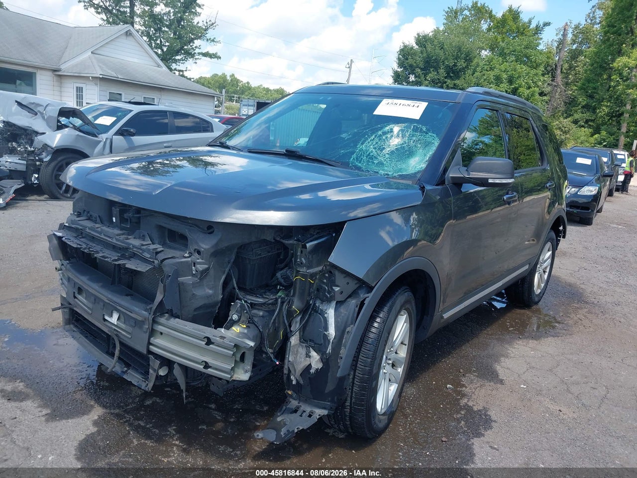 2019 FORD EXPLORER XLT · 6/11