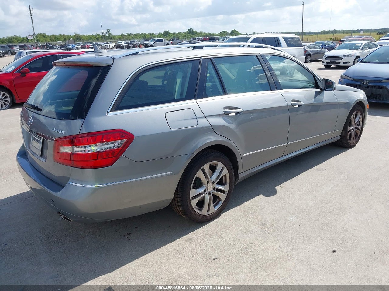 2011 MERCEDES-BENZ E 350 4MATIC · 4/11