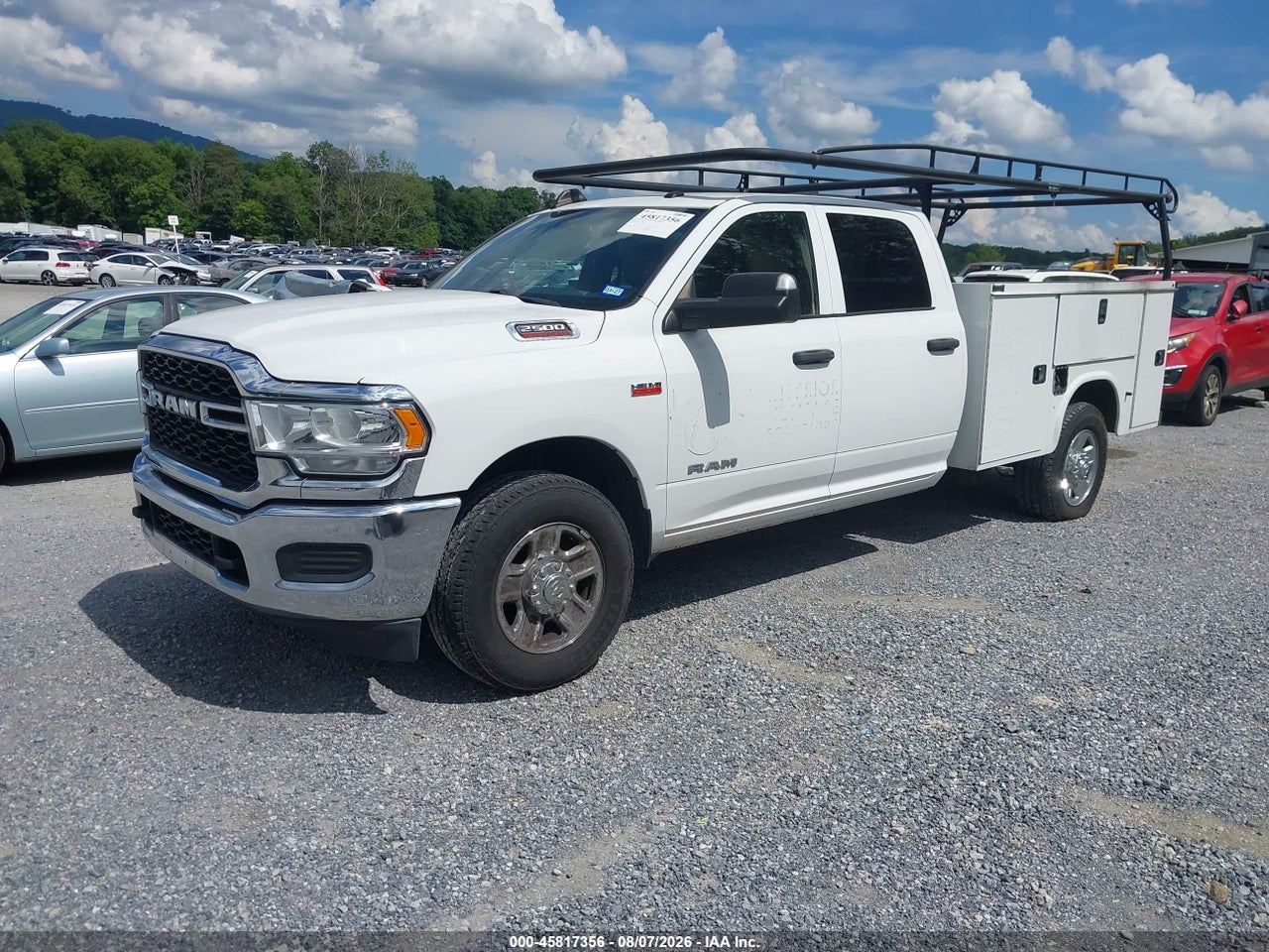 2022 RAM 2500 TRADESMAN  4X2 8' BOX · 2/11