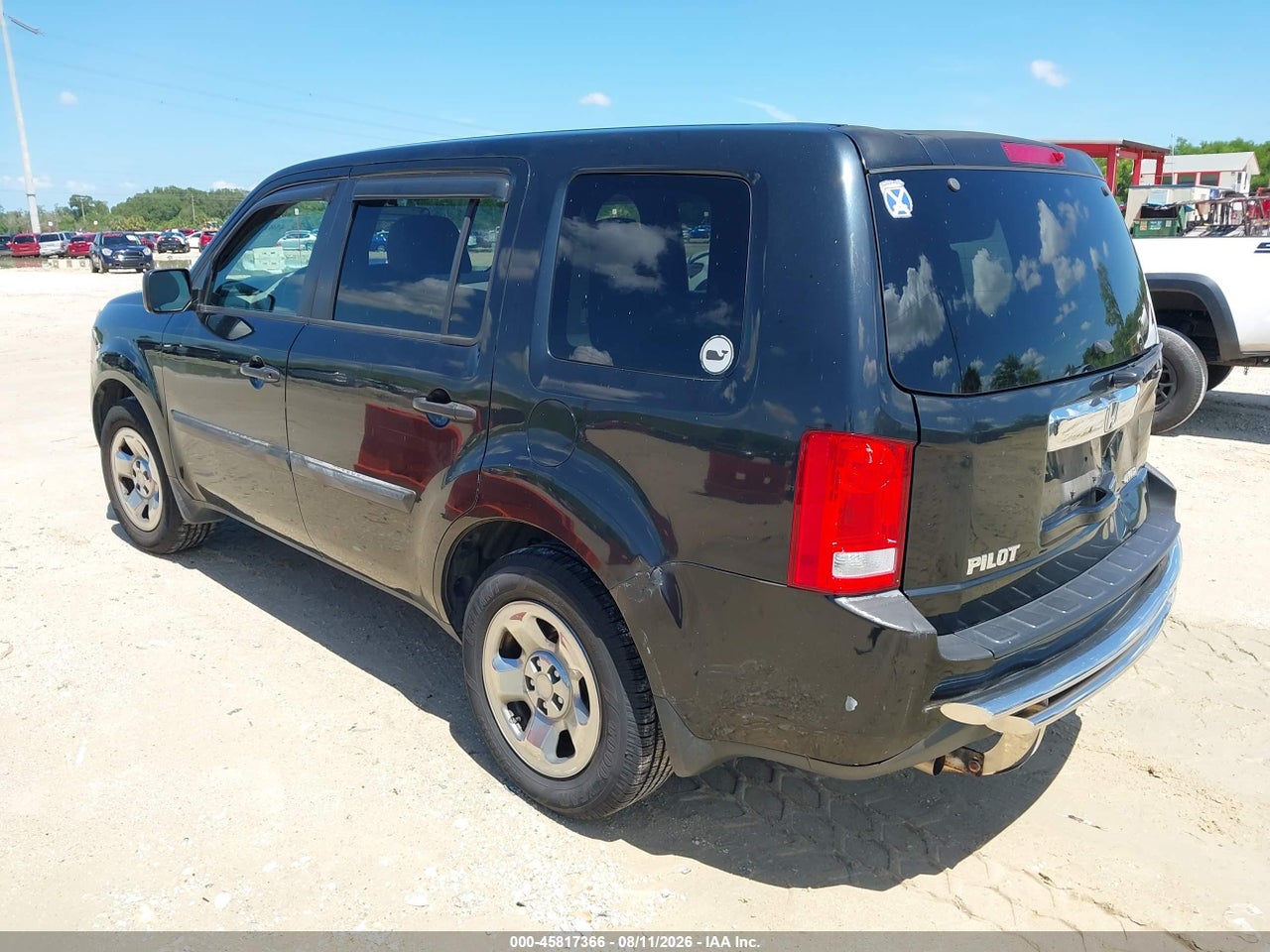 2015 HONDA PILOT LX · 3/11