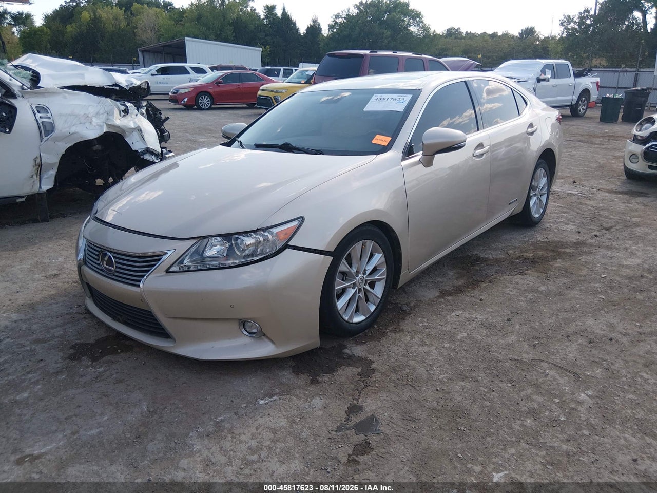 2015 LEXUS ES 300H · 2/11