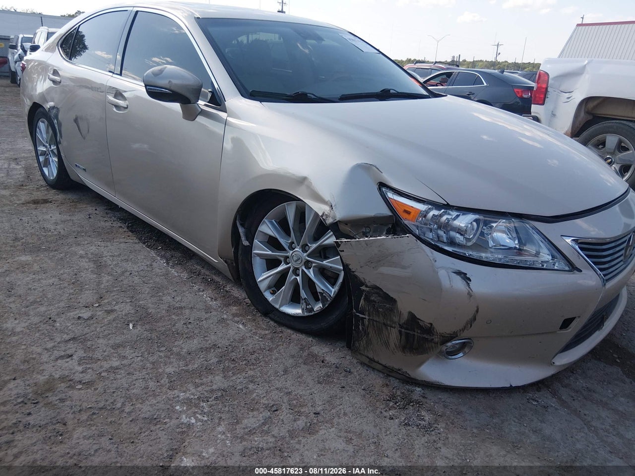 2015 LEXUS ES 300H · 6/11