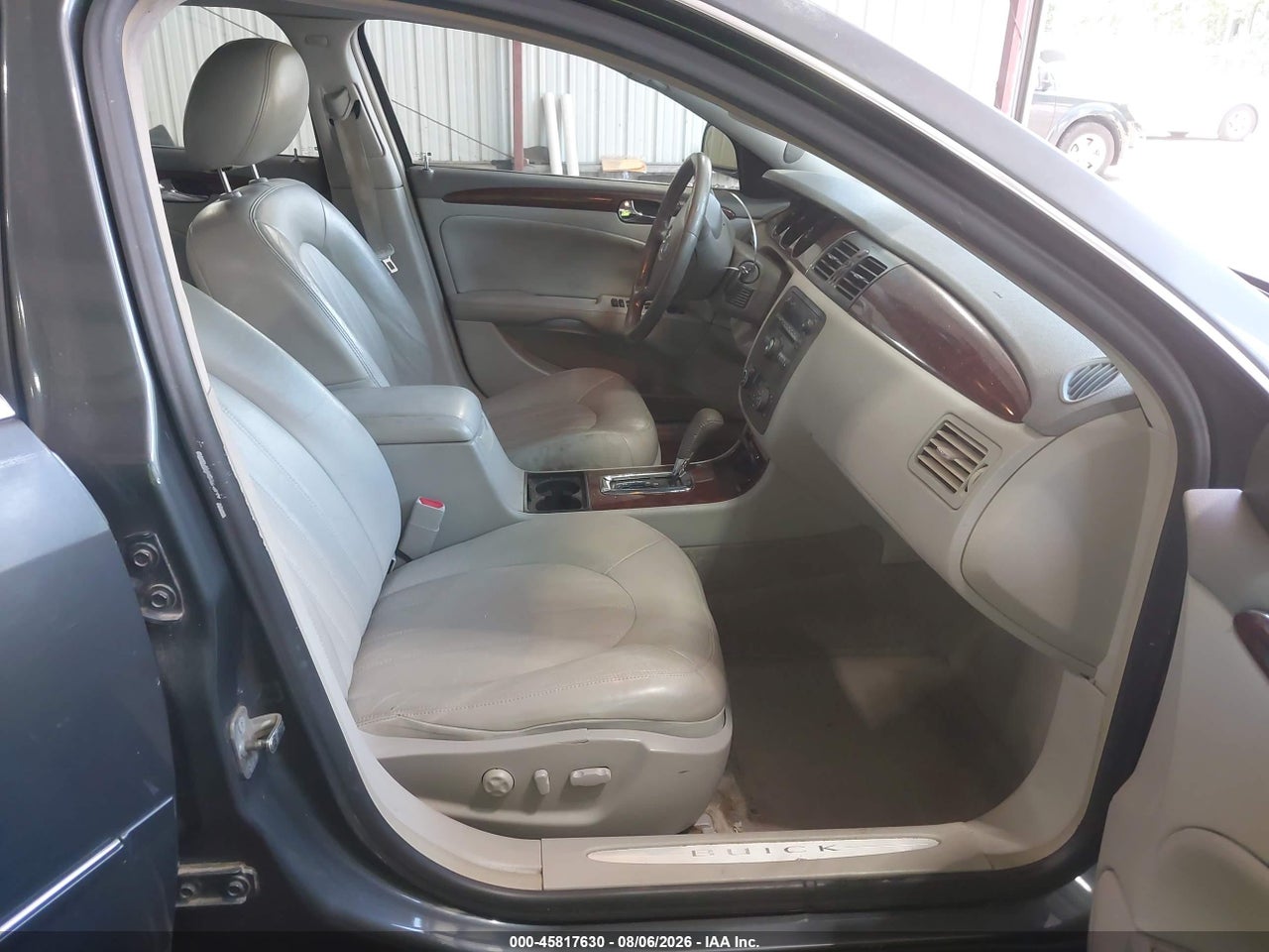 2009 BUICK LUCERNE CXL · 5/11