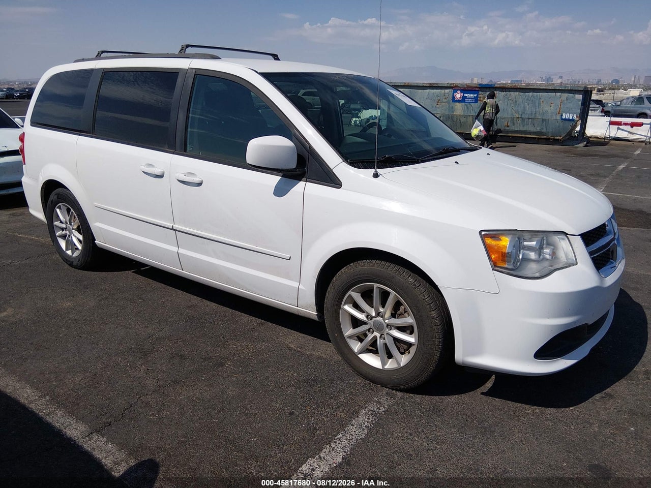 2C4RDGCG7GR****** · 2016 DODGE GRAND CARAVAN SXT