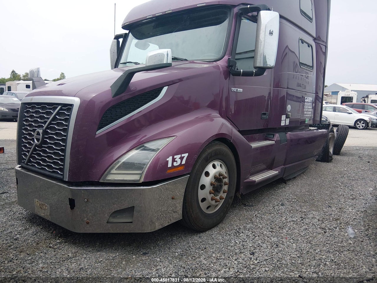 2020 VOLVO VNL · 2/4