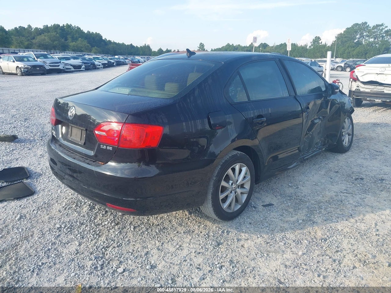 2012 VOLKSWAGEN JETTA 2.5L SE · 4/11