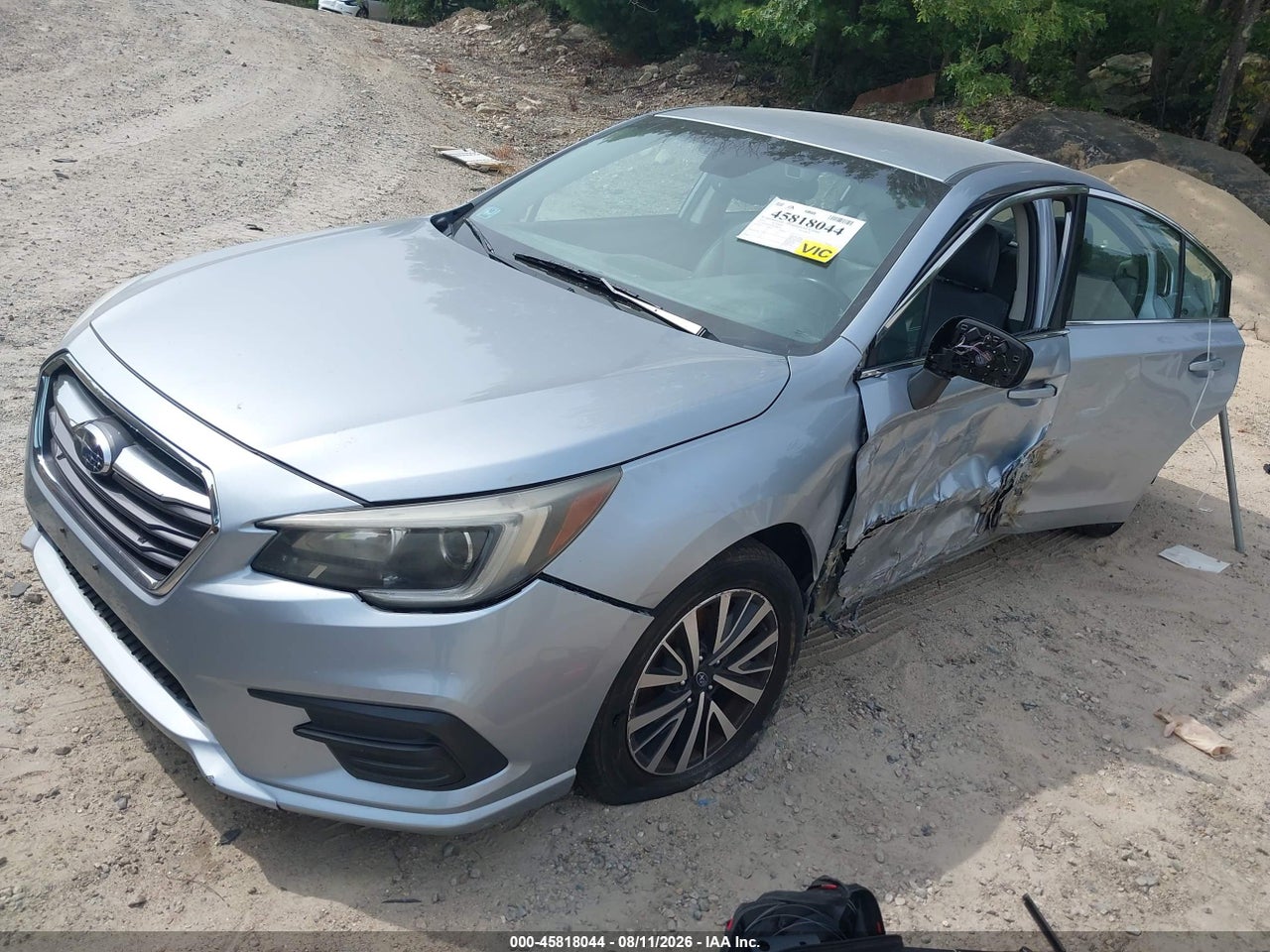2019 SUBARU LEGACY 2.5I PREMIUM · 2/10